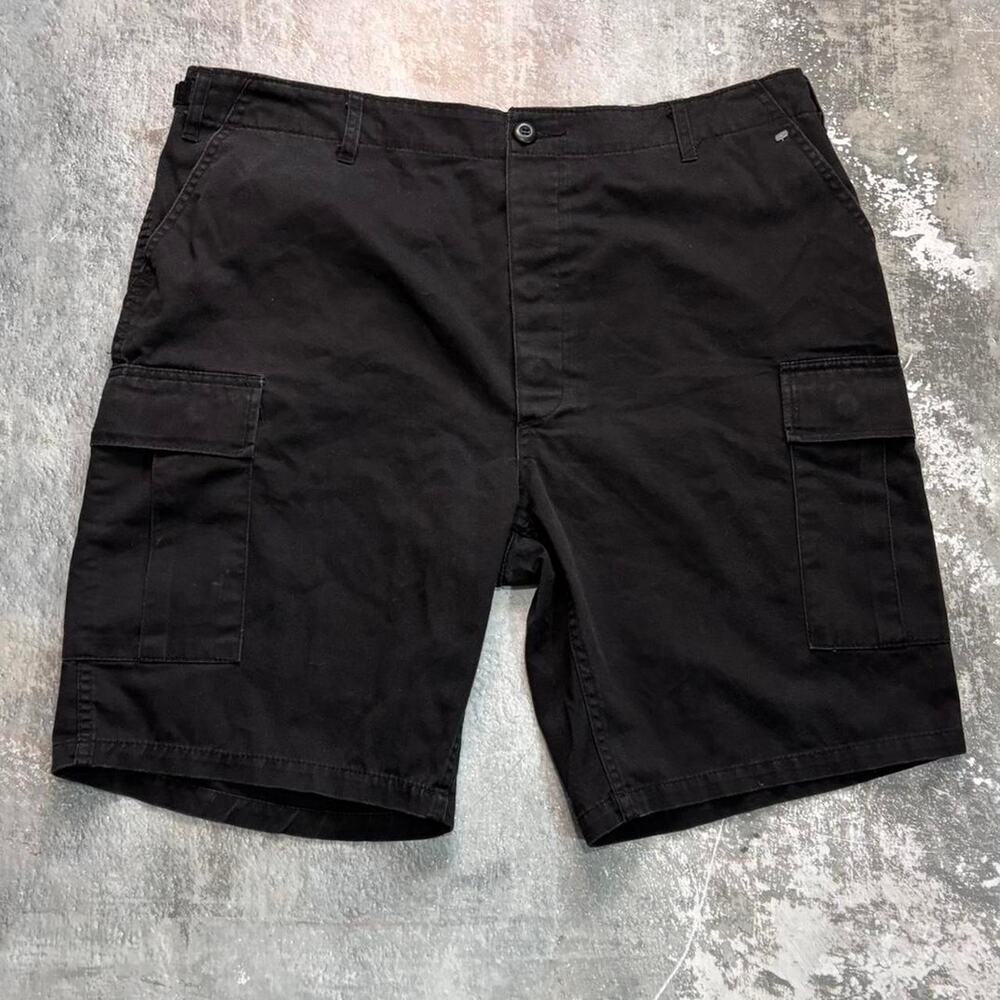 Vintage Military Surplus Black Cargo Shorts. Size Large 36